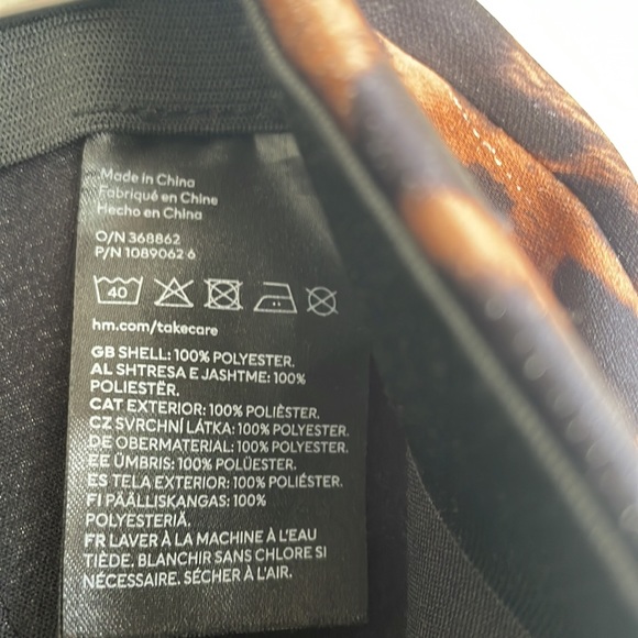 H&M Leopard Print Mini Skirt - Picture 5 of 5